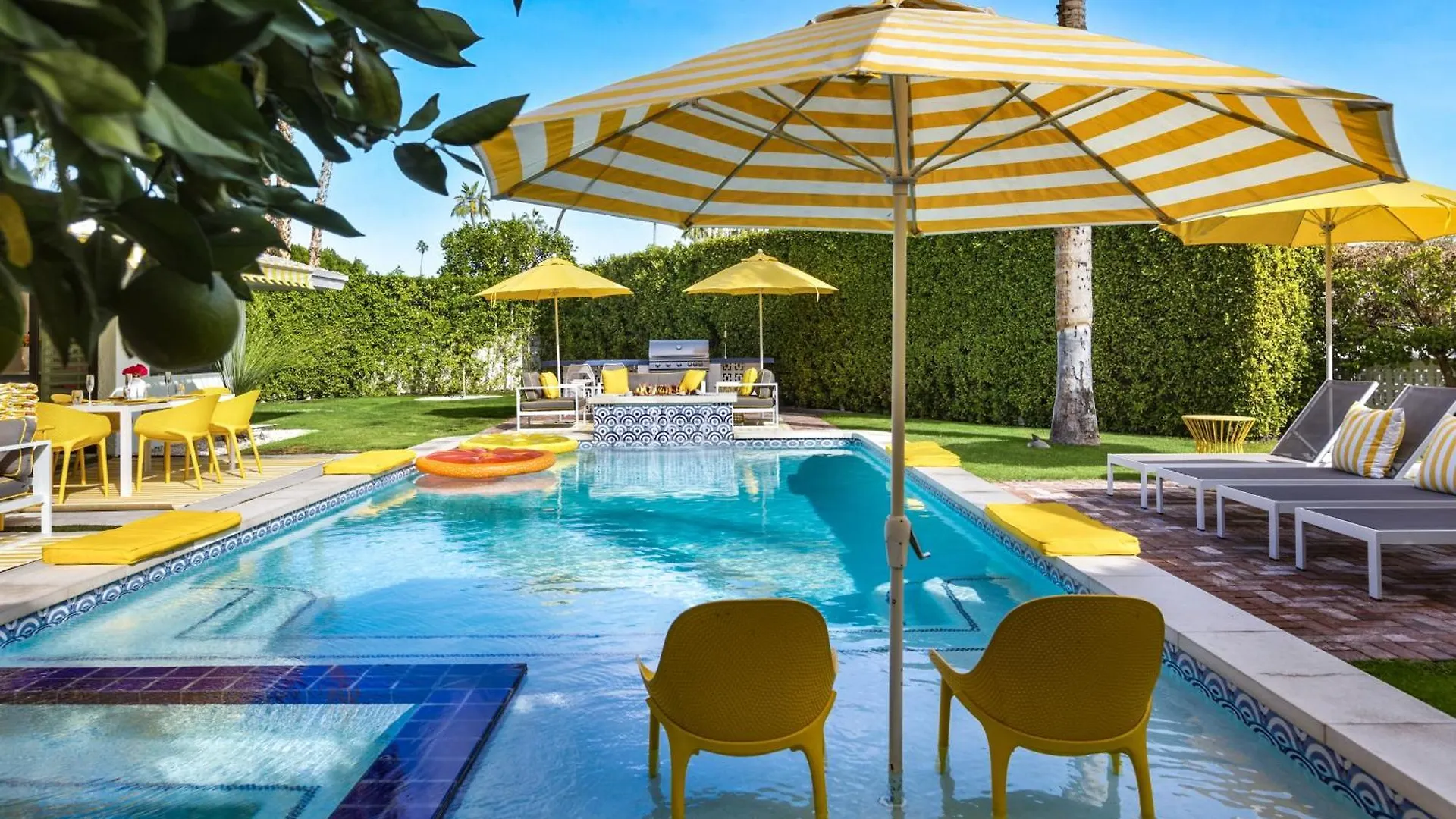 The Monroe Hideaway Permit# 467 Villa Palm Springs Holiday home