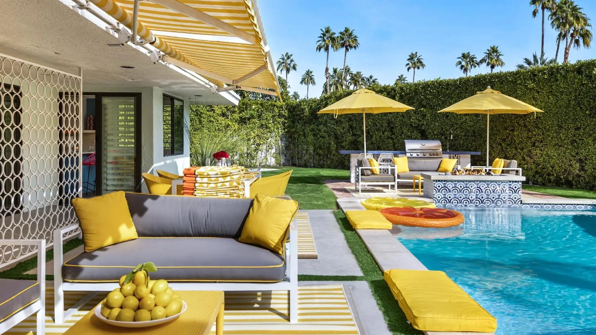 The Monroe Hideaway Permit# 467 Villa Palm Springs