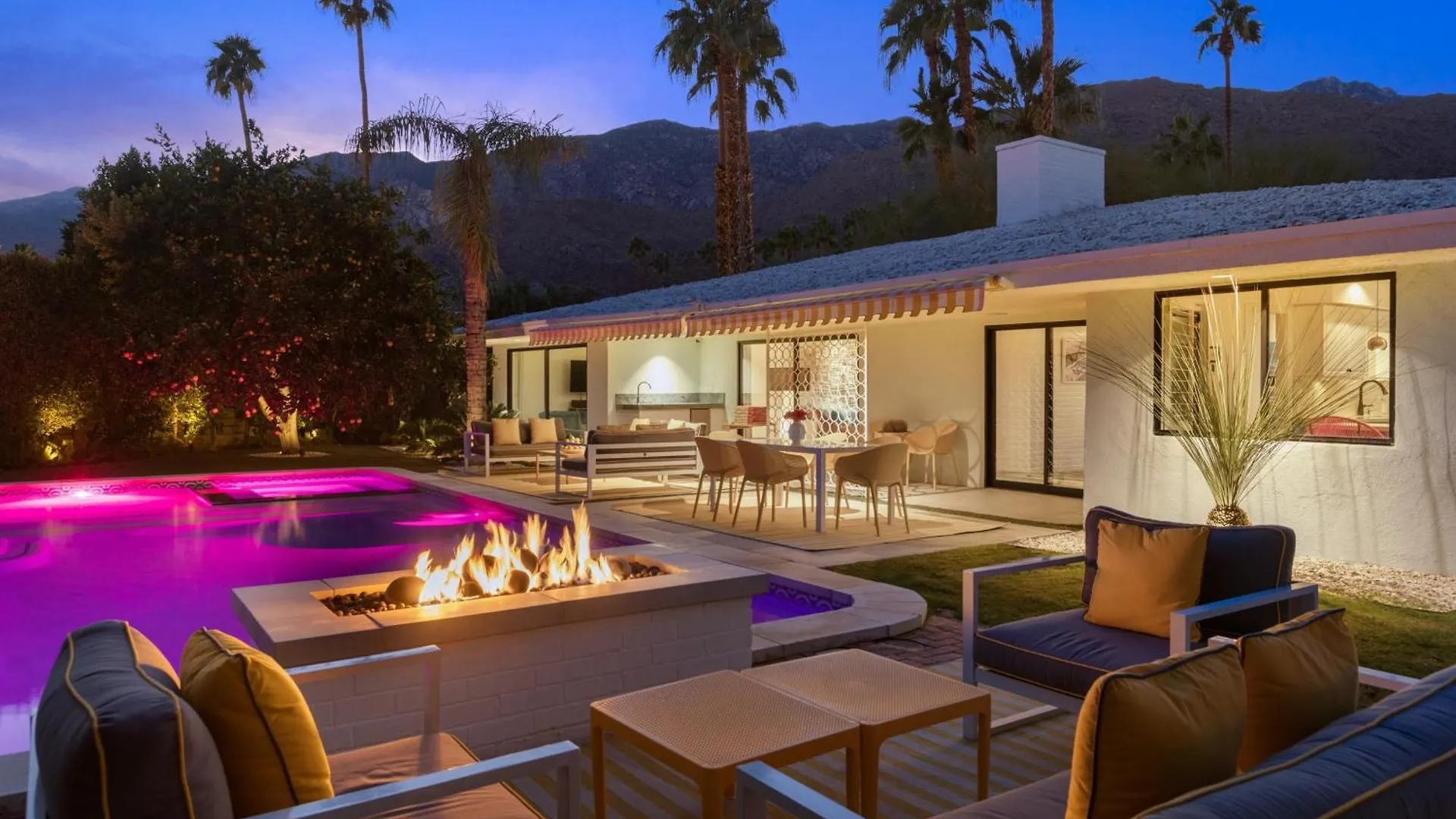 The Monroe Hideaway Permit# 467 Villa Palm Springs Holiday home